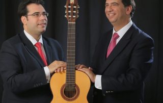 Σπύρος και Μάκης Καραβιώτης